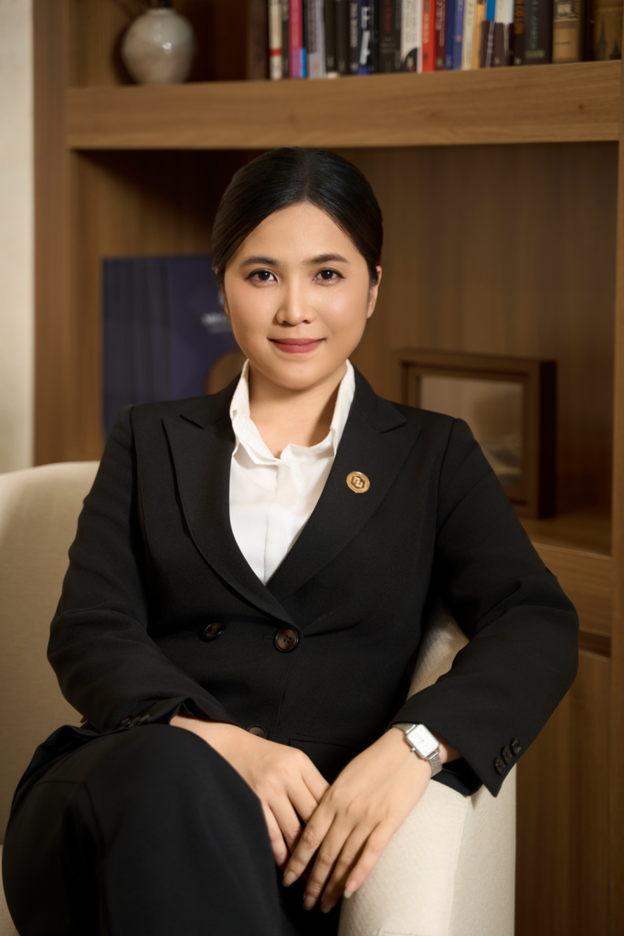 Lawyer providing legal consultation at MD Law Firm.